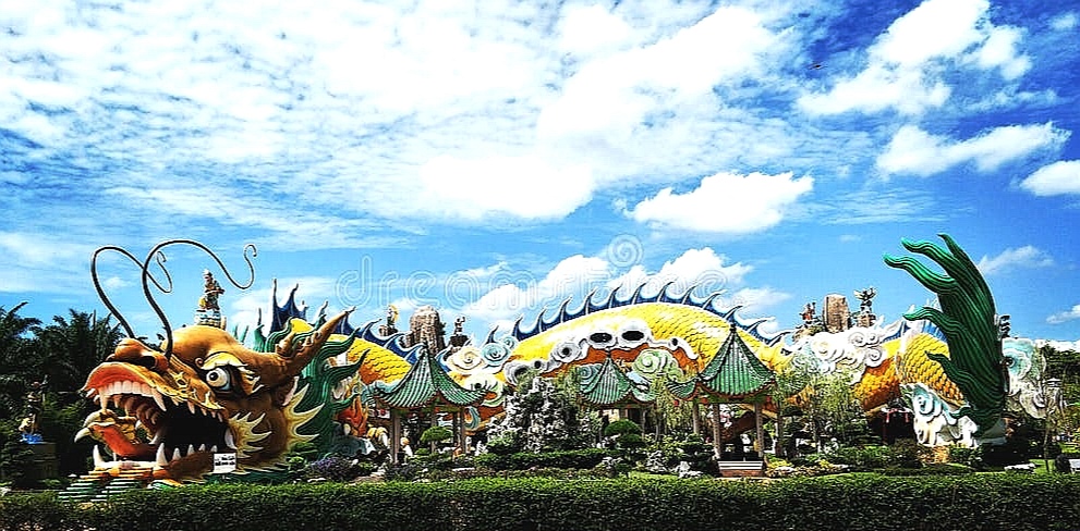 colourful-dragon-temple-yong-peng-traditional-colour-yongpeng-johor-113850091_edit_1002458147539153.jpg